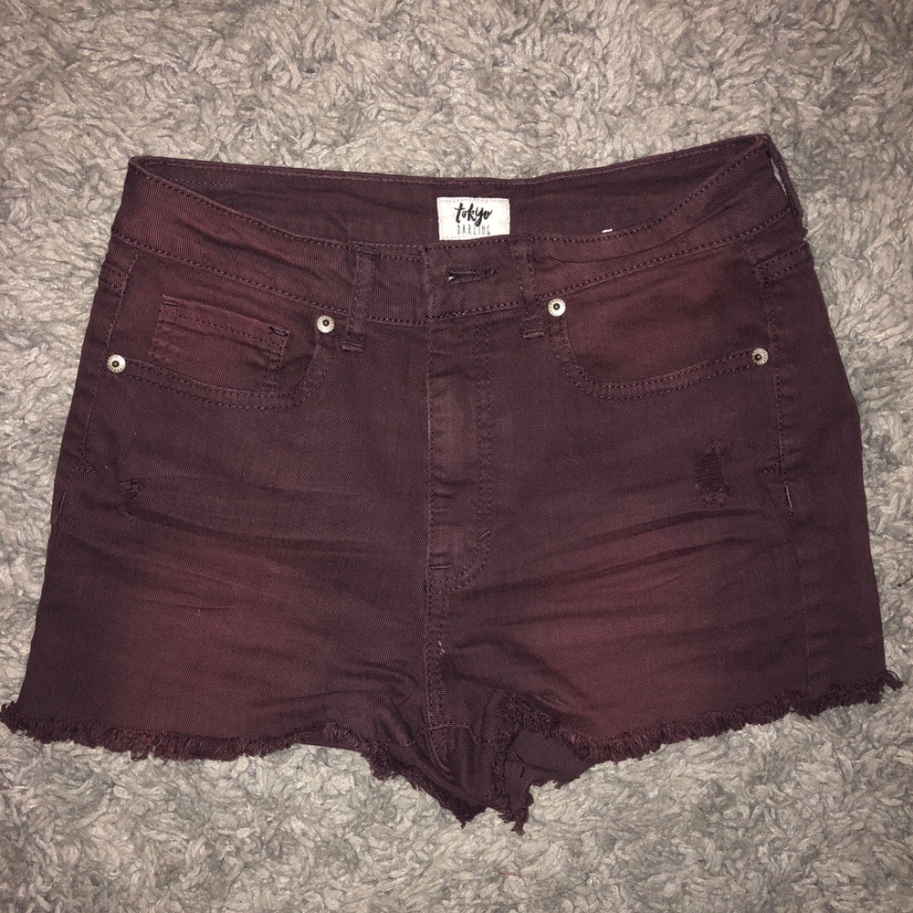 OMBRÈ MAROON SHORTS